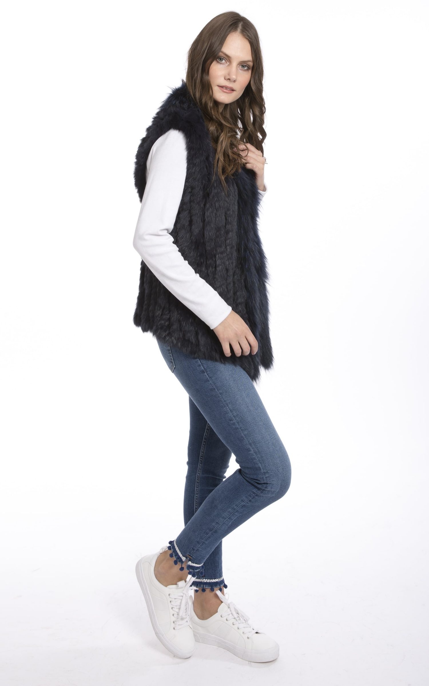 fox-and-coney-fur-gilet-with-collar-feature-p26-13315_zoom