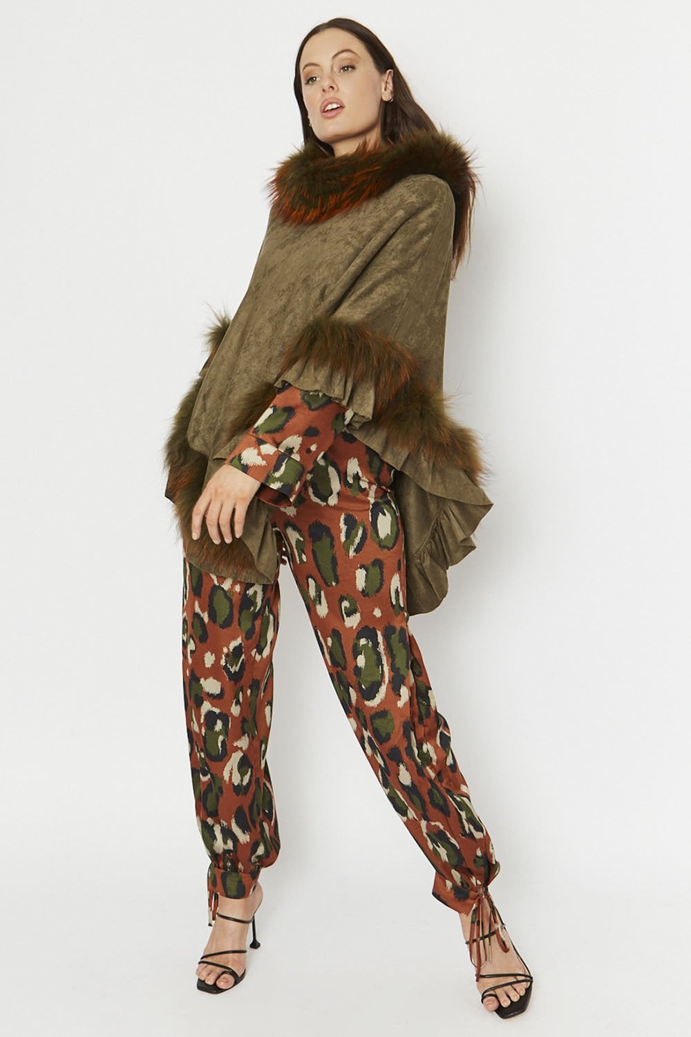 fox-fur-and-faux-suede-poncho-p679-39305_image